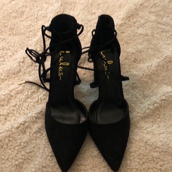 Lulu’s suede black lace-up heels - Picture 2 of 5